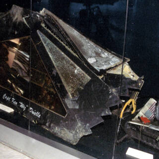 Обломки сбитого F-117 в Белградском музее