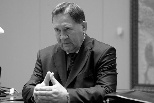 Александр Михайлов