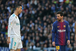 Последняя битва Месси и Роналду? Матч года в мире футбола  В Лиге чемпионов «Барселона» примет «Ювентус». Самое время решить, кто круче — Лео или Криштиану?