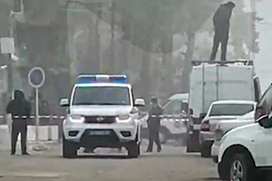 Террорист-смертник подорвал себя у здания ФСБ в Карачаево-Черкесии В результате взрыва пострадали шесть сотрудников