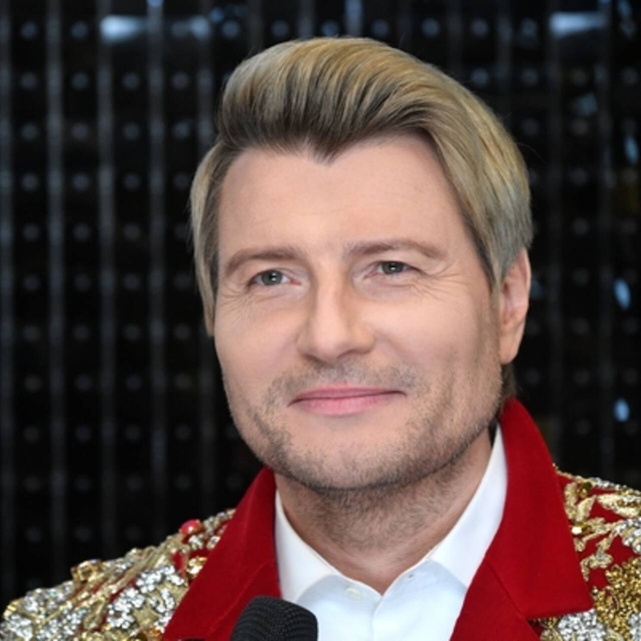 penisul lui nikolai baskov)