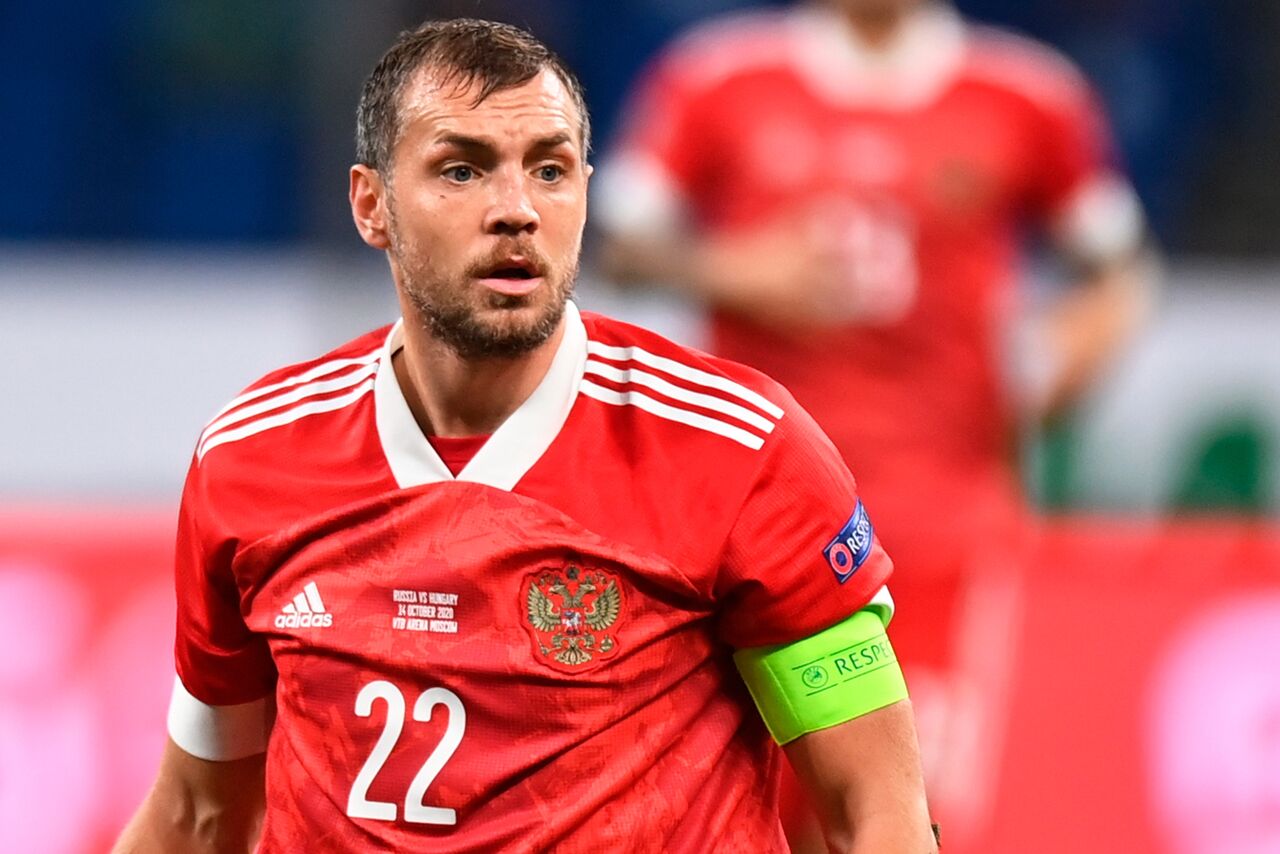 futbol v kotoryj my igraem ustarel proval rossijskih klubov konfuz dzyuby i skandal v sbornoj chem zapomnilsya 2020 j lyubitelyam futbola futbol sport lenta ru