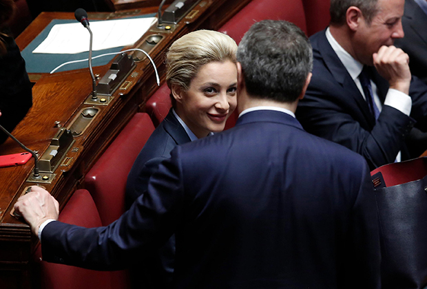 Марта Фашина — представительница итальянского парламента от возглавляемой Берлускони партии «Вперед, Италия!»