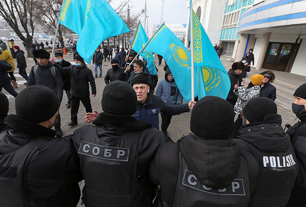 Митинг оппозиции в День независимости в Алма-Ате, 16 декабря 2020 года