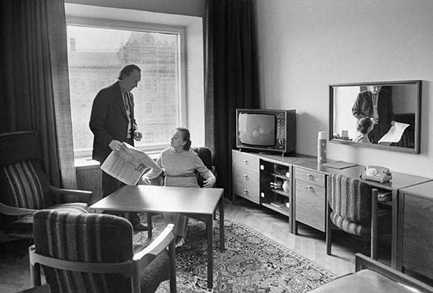 В двухместном номере в новом крыле гостиницы «Москва», 1976 год