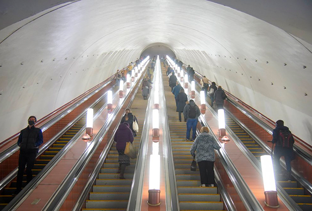какой оператор лучше работает в метро. Смотреть фото какой оператор лучше работает в метро. Смотреть картинку какой оператор лучше работает в метро. Картинка про какой оператор лучше работает в метро. Фото какой оператор лучше работает в метро