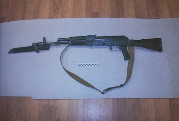 Автомат АК-74М, из которого рядовой Рамиль Шамсутдинов расстрелял сослуживцев