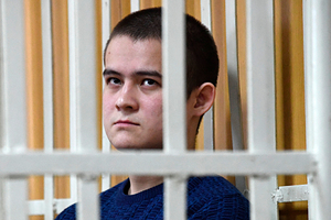 «Деды все вымещали на нас» Расстрелявшего сослуживцев Шамсутдинова признали жертвой насилия. Но это не спасет его от тюрьмы