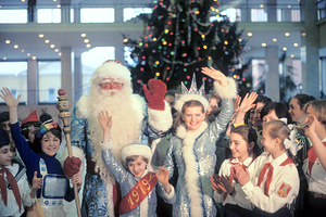 «С этим позорным явлением необходимо кончать» Как в СССР покончили с Рождеством и создали новый праздник, который обожают миллионы россиян
