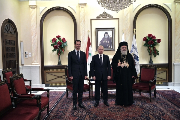 Президент Сирии Башар Асад, президент России Владимир Путин и патриарх Антиохийский и всего Востока Иоанн X