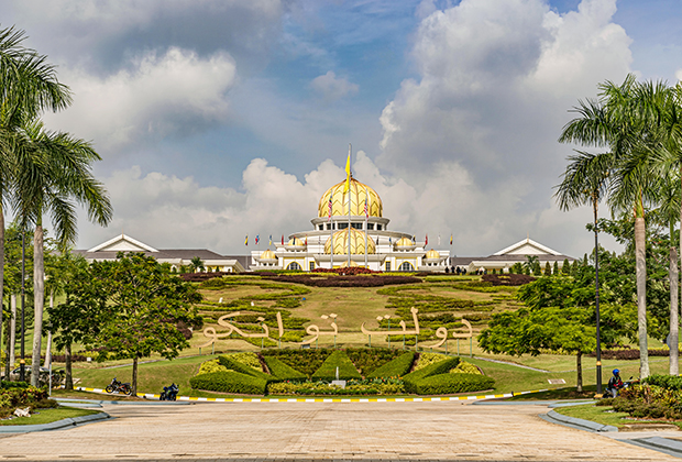 Национальный дворец Jalan Istana в Куала-Лумпуре