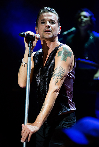 Дэйв Гаан, фронтмен Depeche Mode, на концерте в Кларкстоне, 2013 год