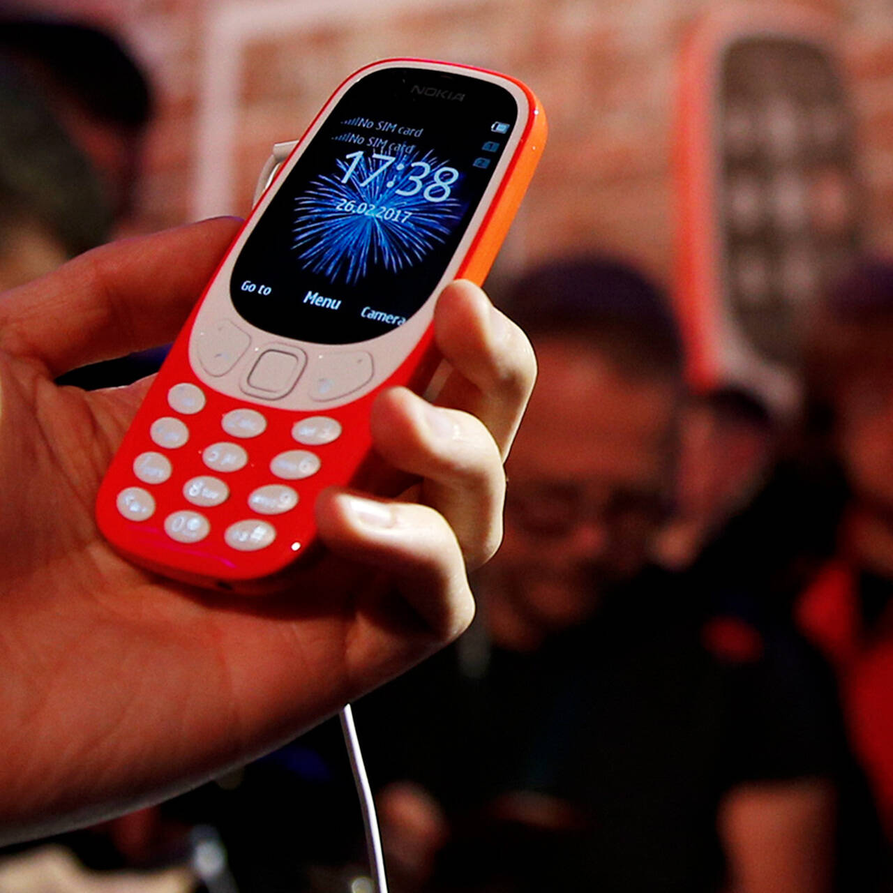 Взорвавшийся Nokia 3310 травмировал школьника: Гаджеты: Наука и техника:  Lenta.ru