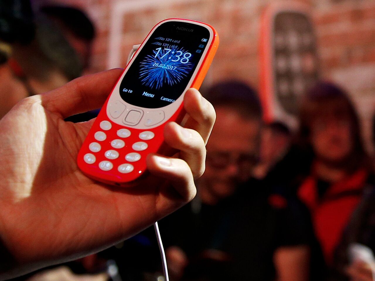 Взорвавшийся Nokia 3310 травмировал школьника: Гаджеты: Наука и техника:  Lenta.ru