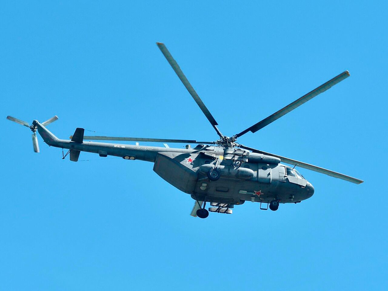 Россия вывела из ЦАР военные вертолеты: Политика: Мир: Lenta.ru