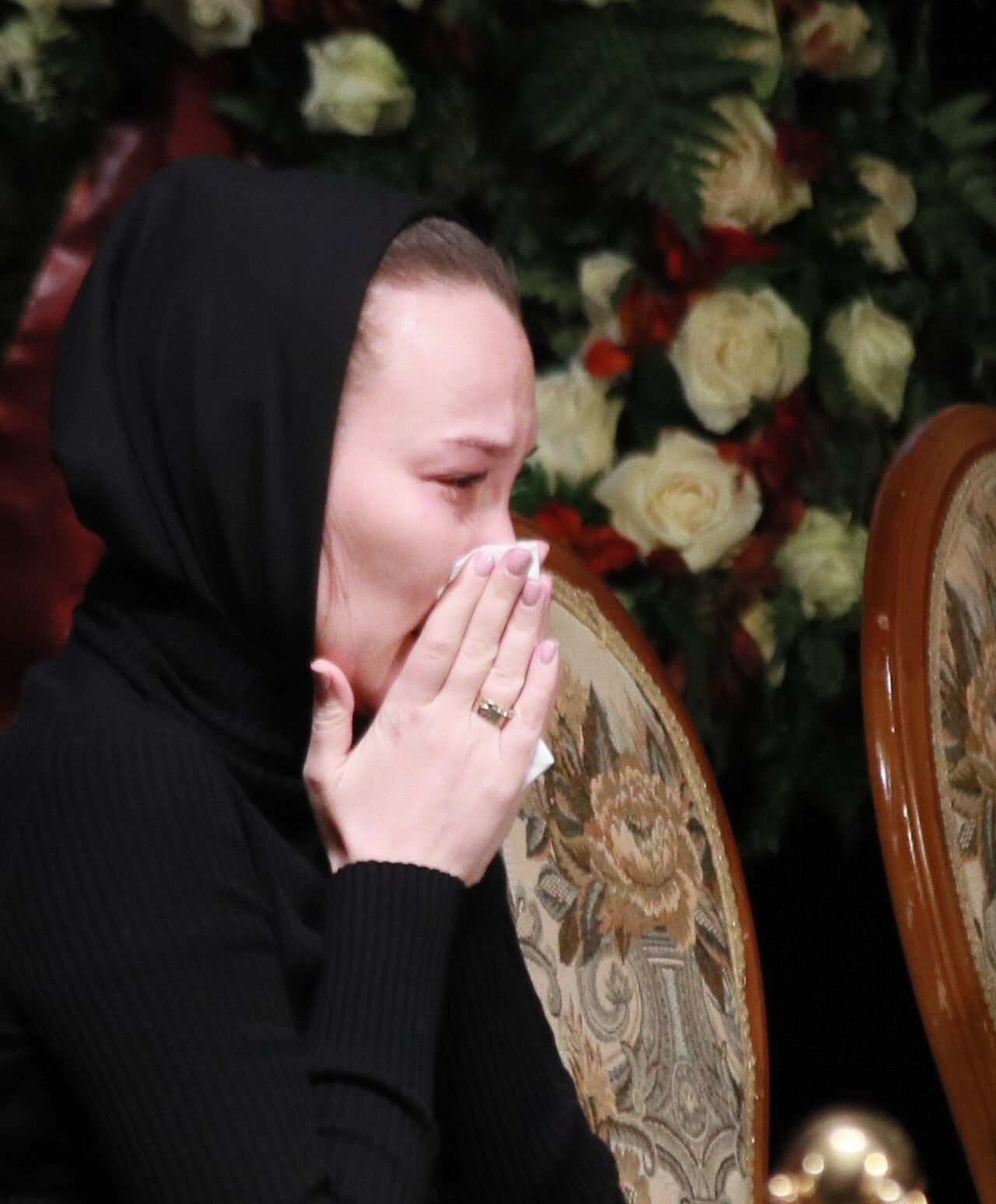 Вдова после похорон. Белоцерковская вдова Грачевского. Плачущая вдова.