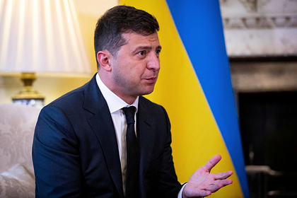 Почти половина украинцев высказалась за досрочные выборы президента
