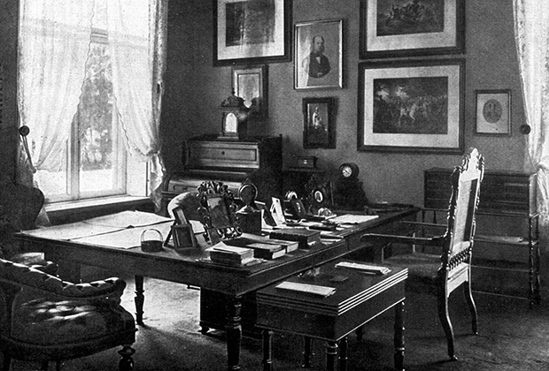 Рабочий кабинет Бисмарка, приблизительно 1890 год