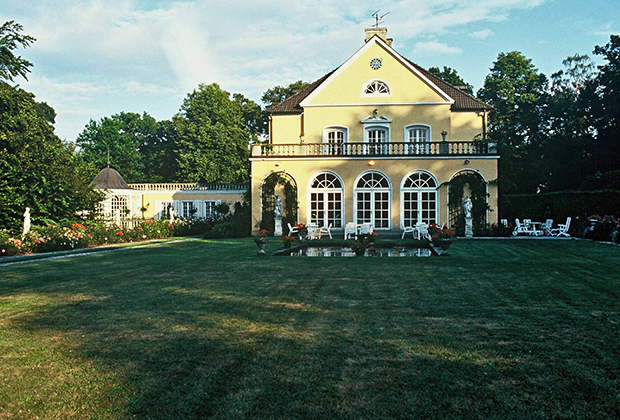 Семейная резиденция Отто фон Бисмарка во Фридрихсру, недалеко от Гамбурга