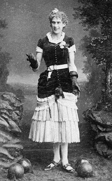 Травести. Франция, 1880 год