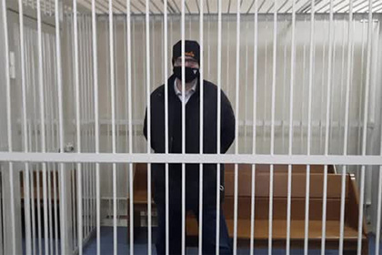 Появление бывшего соперника Лукашенко в клетке в зале суда попало на видео