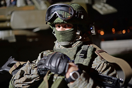 ФСБ задержала россиянина за кражу армейских бронежилетов и экипировки «Ратник»
