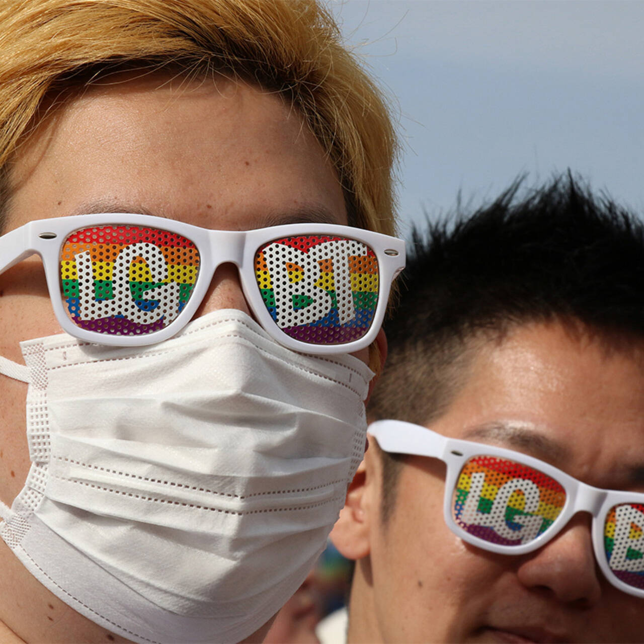 Запрет на гей-браки признали незаконным в Японии: Общество: Мир: Lenta.ru