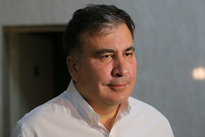 Саакашвили назвал чиновников из ЕС и США аморальными идиотами