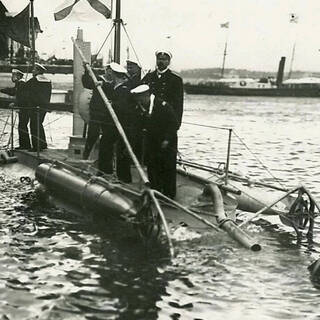 Первая русская подводная лодка «Дельфин». 1903 год