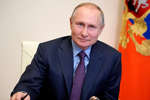 Путин сделал прививку от коронавируса Как президент чувствует себя после укола и почему название введенной ему вакцины держат в секрете