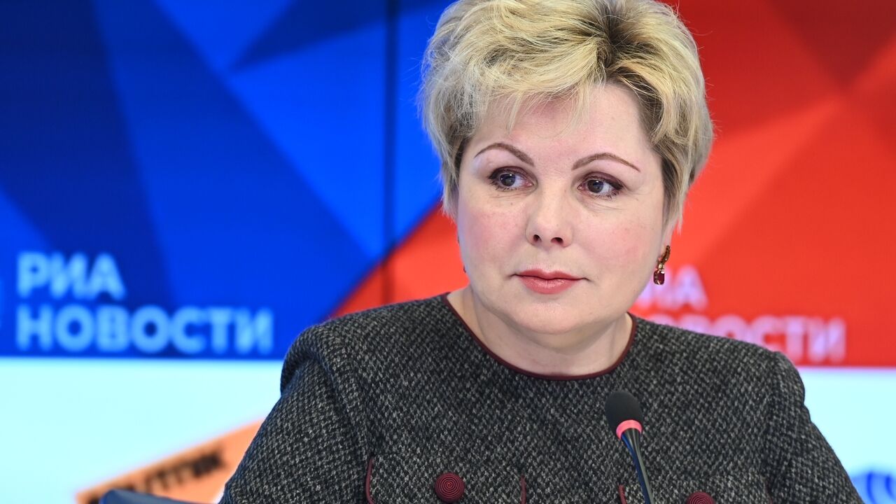 Дочь Юрия Гагарина рассказала о нападении рыси на отца в лесу: Общество:  Россия: Lenta.ru