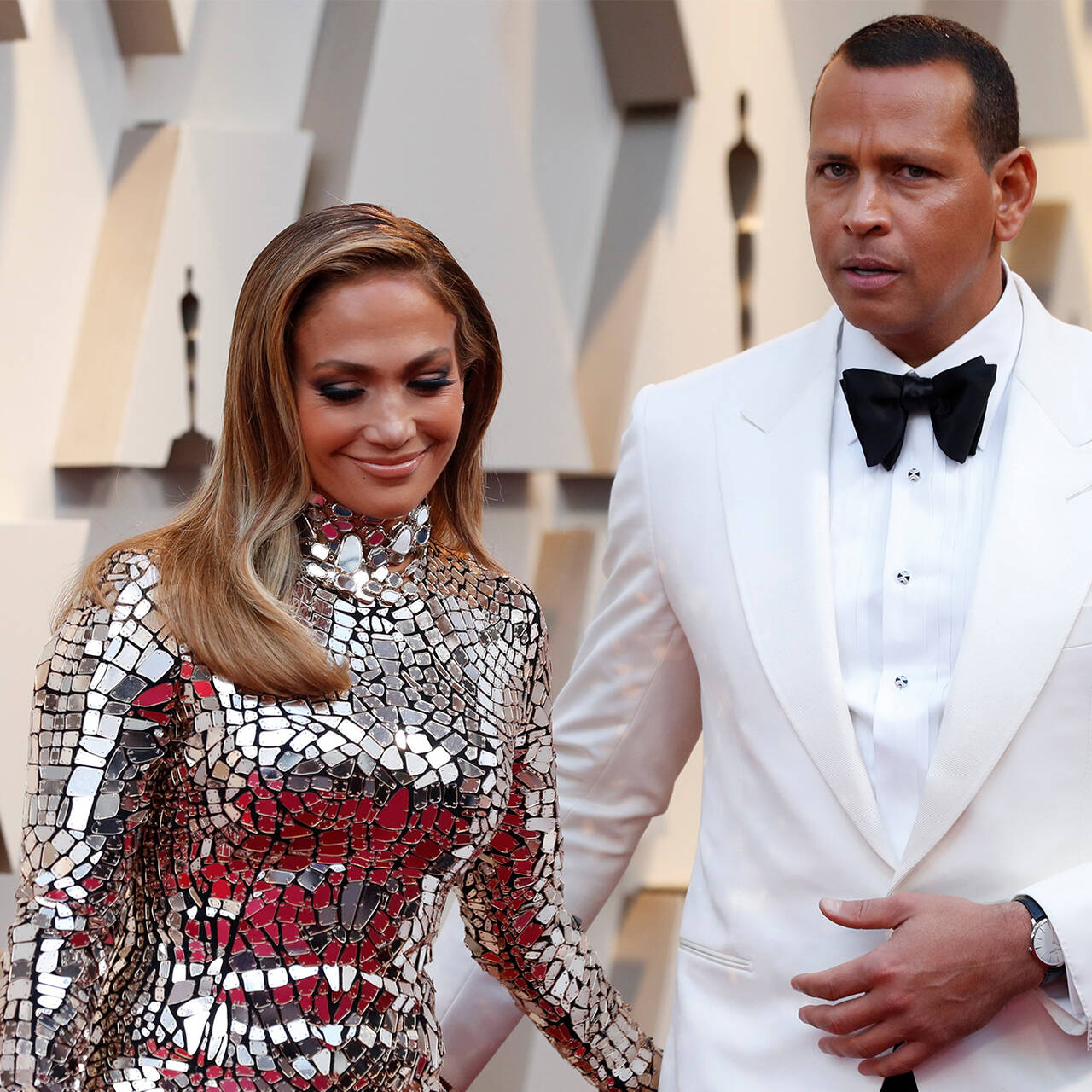 Дженнифер Лопес и Алекс Родригес объявили свою помолвку!