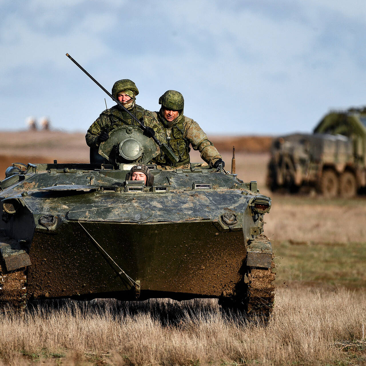 Россия перебросила в Крым воевавшую на Кавказе армию: Политика: Россия:  Lenta.ru