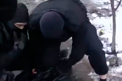 Бойцы российского спецназа со стрельбой сорвали сделку по продаже младенца