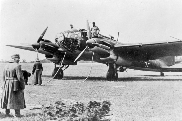 Немецкий бомбардировщик Heinkel He 111