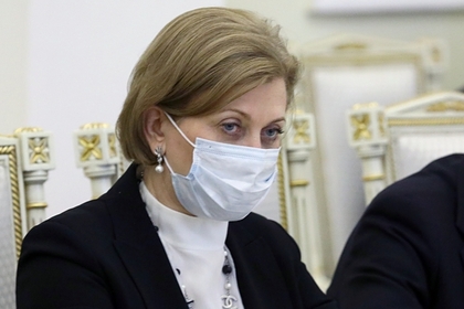Попова назвала последствия отказа от мер по COVID-19 на майских праздниках