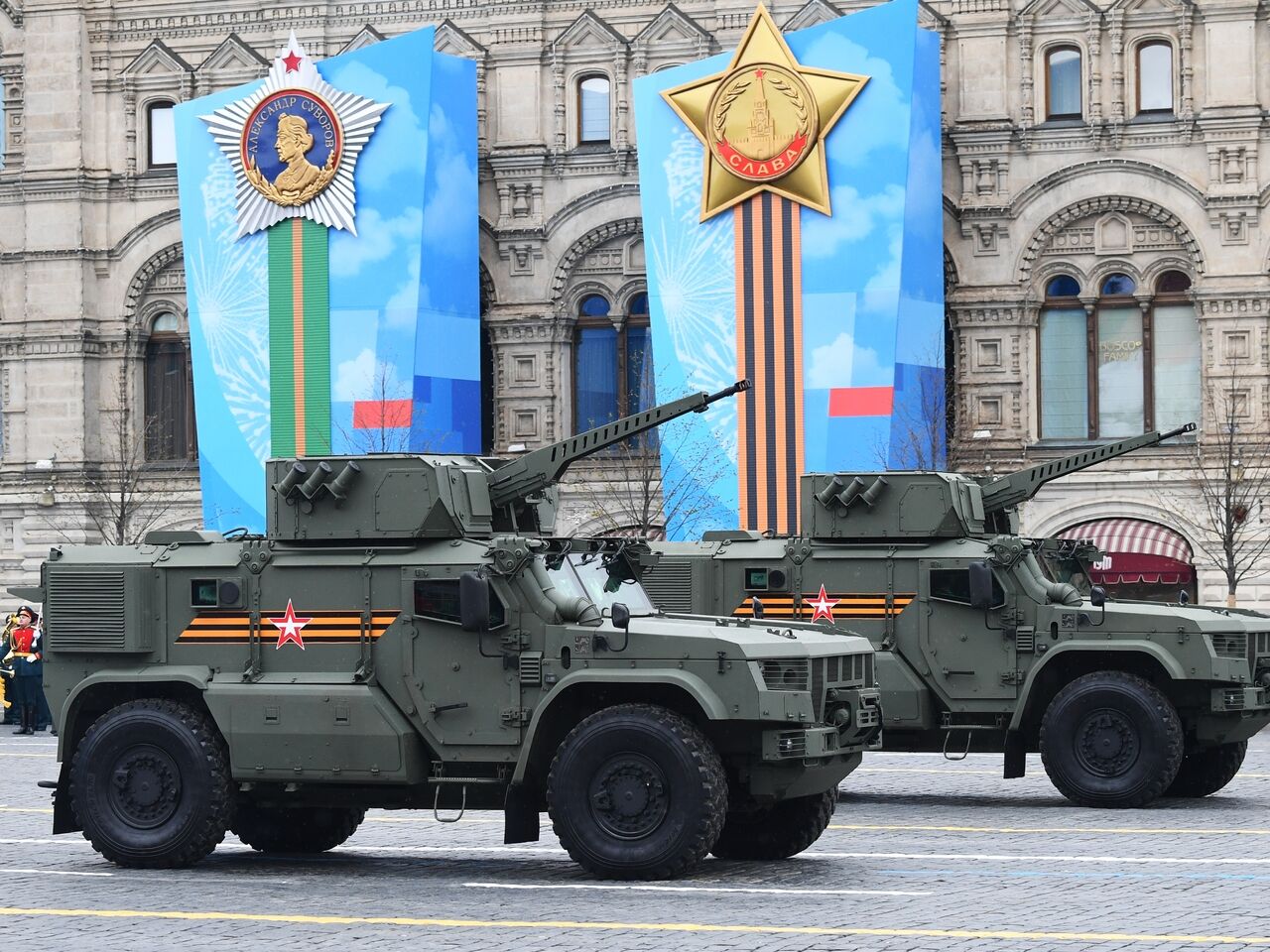 Названы главные новинки на параде военной техники 9 мая в Москве: Оружие:  Наука и техника: Lenta.ru