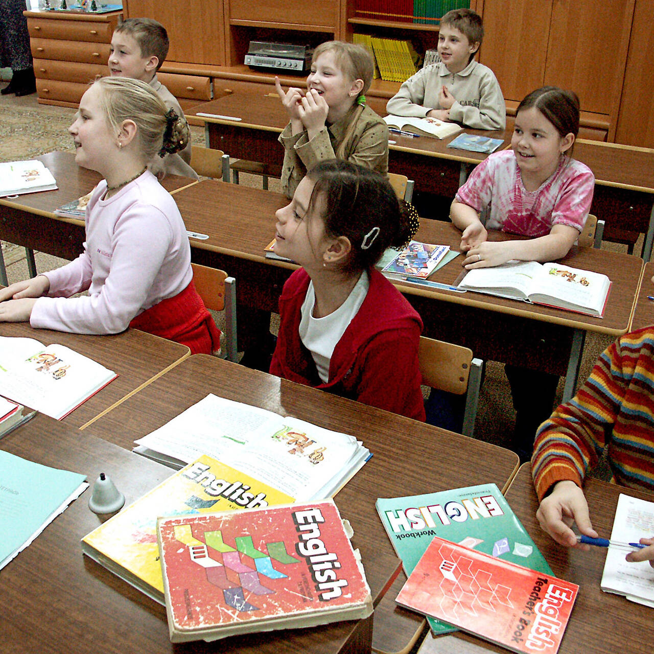 icdn schoolgirls Россиянам назвали лучший возраст для начала изучения иностранного языка:  Общество: Россия: Lenta.ru