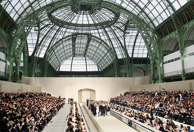 Интерьер Большого дворца, показ Chanel в 2006 году