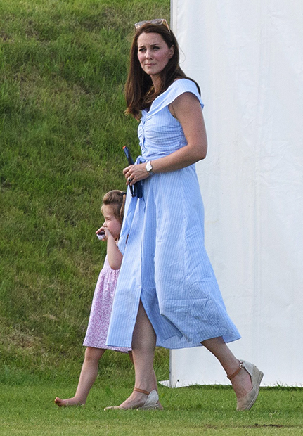 Кейт Миддлтон с дочерью Шарлоттой в 2018 году