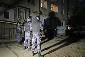 Бывший полицейский открыл стрельбу по прохожим в Екатеринбурге Ранения получили ребенок и боец Росгвардии
