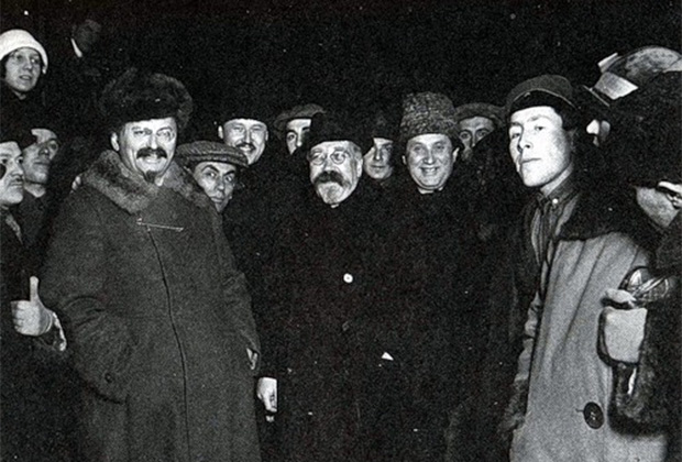 Лев Троцкий, Лев Каменев и Григорий Зиновьев. Середина 1920-х годов