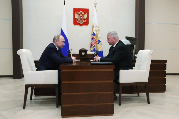 Владимир Путин и Михаил Шмаков