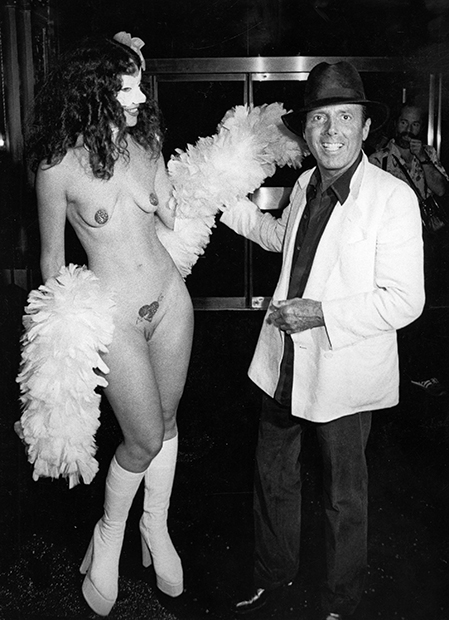 Фотограф Франческо Скавулло и танцовщица в Studio 54, 1978 год