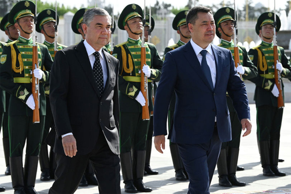 Gurbanguly Berdimuhamedov és Sadyr Japarov