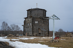 «Туристы сюда точно не поедут» Как московские атеисты восстанавливают храмы на Русском Севере