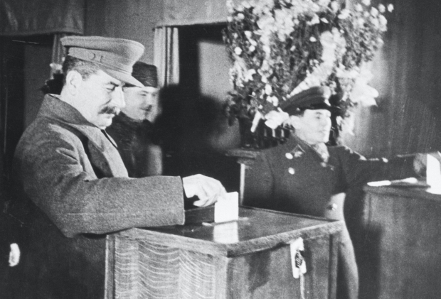 Иосиф Сталин и Николай Ежов