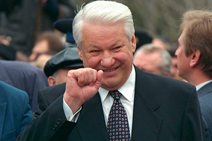 «Все шло к возврату к СССР» 25 лет назад Ельцин выиграл главные в истории России выборы. Чего стоила эта победа?