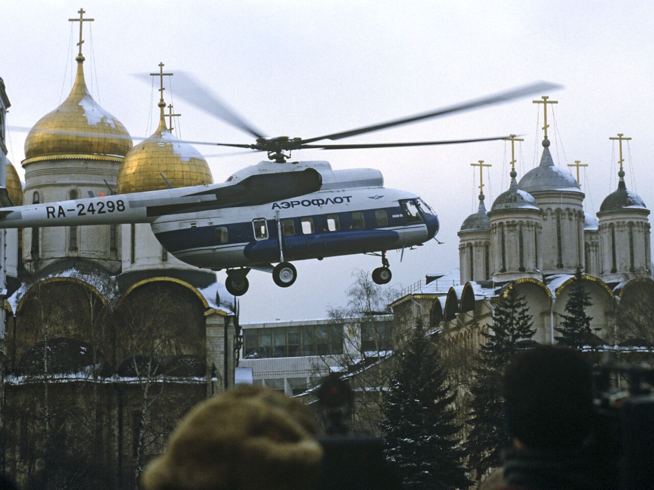 Стало известно об угрозе сбить вертолет сторонников Ельцина над Москвой в  1996-м: Политика: Россия: Lenta.ru