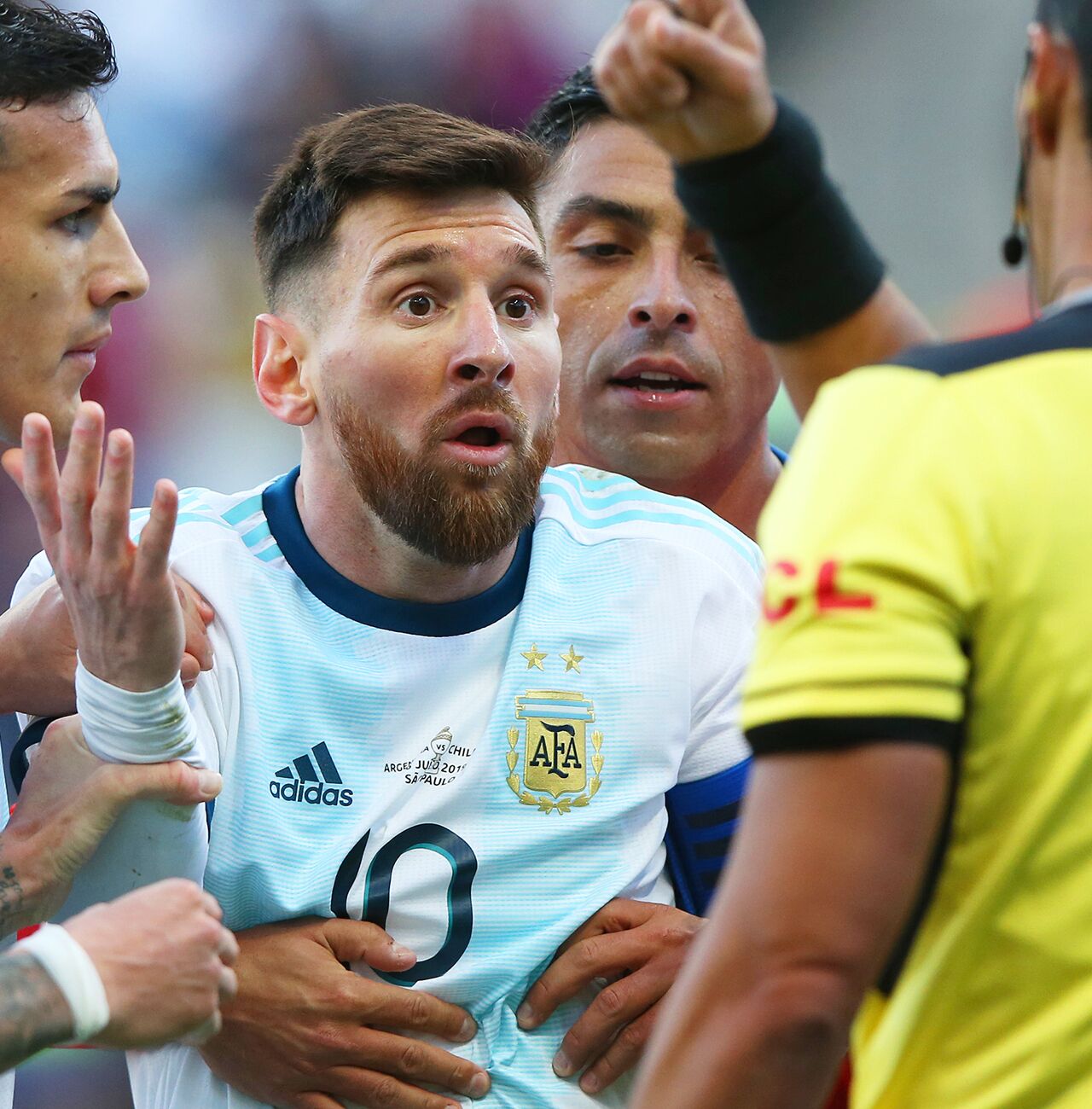 Любовь Молодых Футболистов – Telegraph